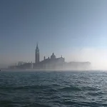 Venezianischer Palazzo Mit Kostenlosen Wlan Naehe Markusplatz